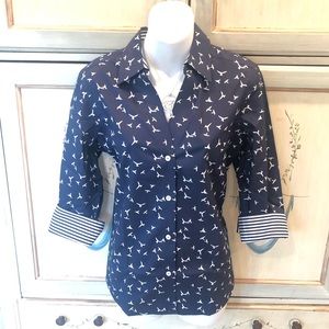Foxcroft adorable blue bird blouse size Small